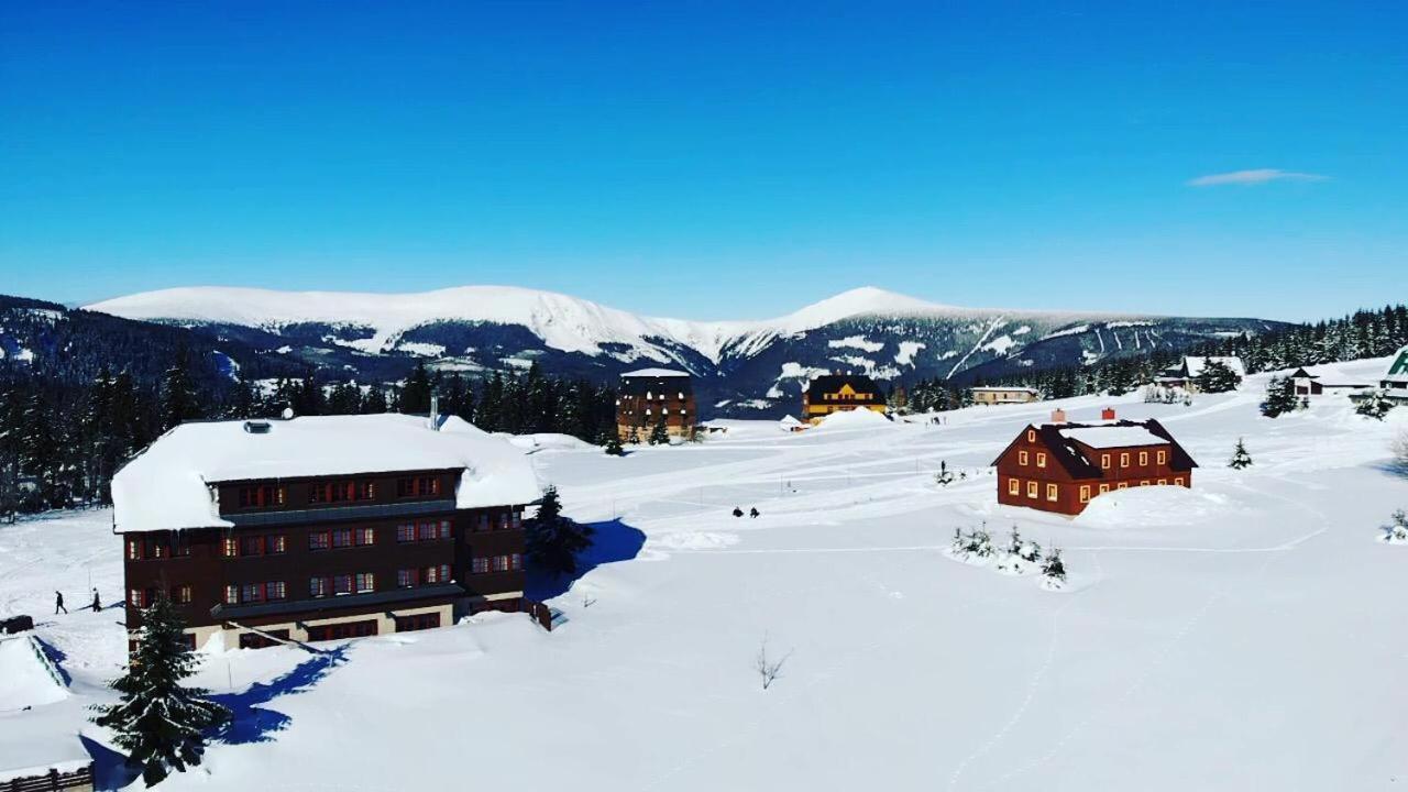 Hotel Oddech Pec pod Snezkou Exterior foto