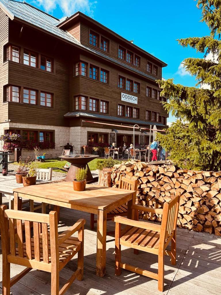 Hotel Oddech Pec pod Snezkou Exterior foto