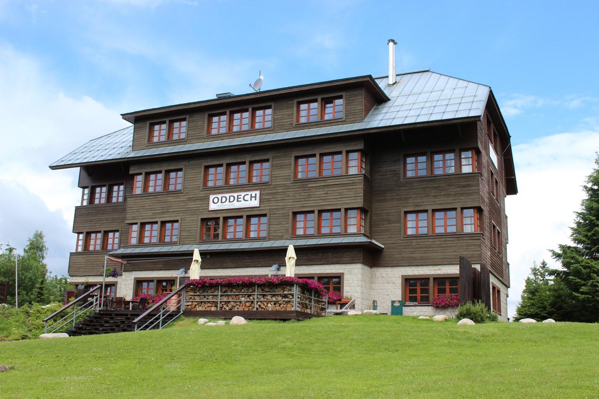 Hotel Oddech Pec pod Snezkou Exterior foto