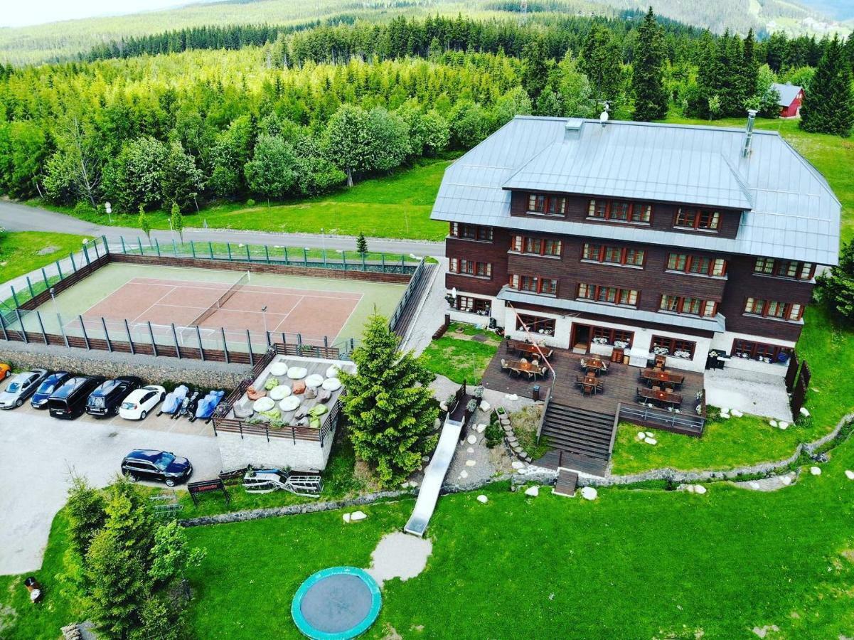 Hotel Oddech Pec pod Snezkou Exterior foto